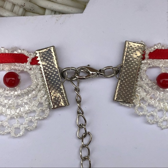 Red Lace & Ribbon Choker - Picture 3 of 3